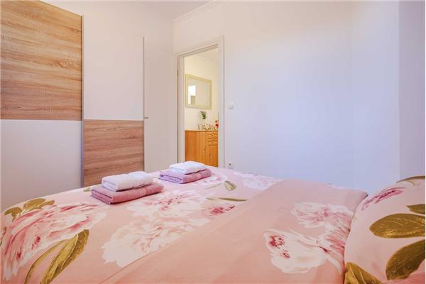 Apartment A3, for 5 persons