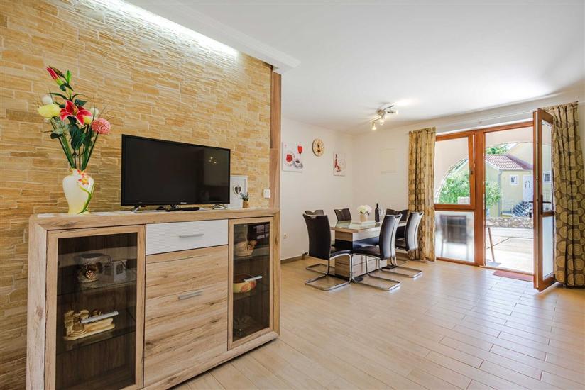 Apartment A3, for 5 persons