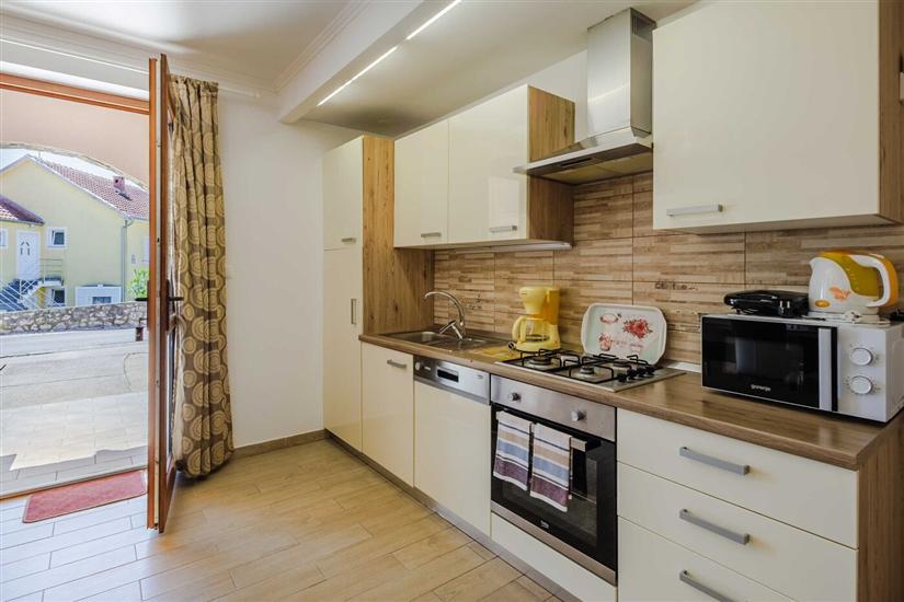 Apartment A3, for 5 persons