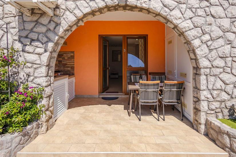 Apartment A3, for 5 persons