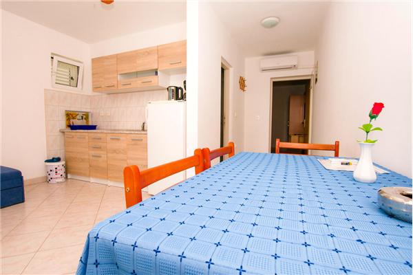 Apartment A1, for 2 persons