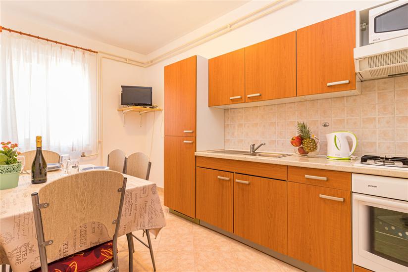 Apartment A2, for 3 persons