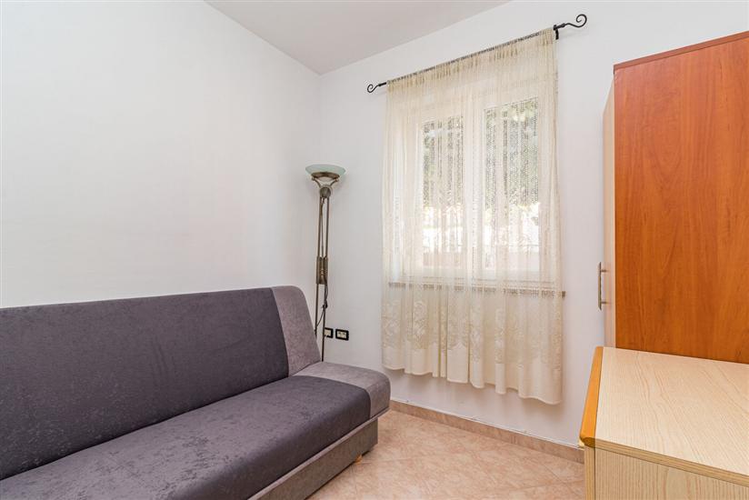 Apartment A2, for 3 persons