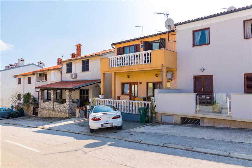Apartment Buić