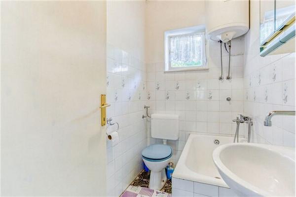 Apartment A1, for 6 persons