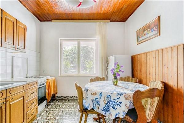 Apartment A1, for 6 persons