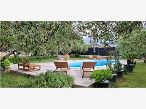 House Villa Olives Garden Split and Trogir riviera, Remote cottage, Size 250.00 m2, Accommodation with pool