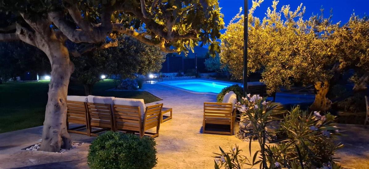 House Villa Olives Garden