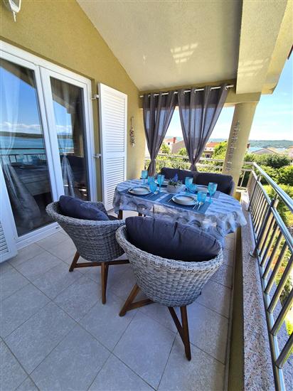 Apartment A1, for 4 persons