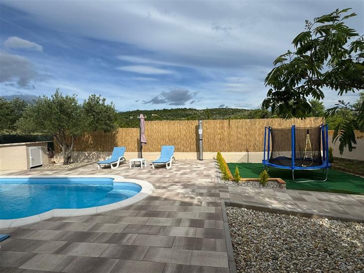 Villa Mare with pool