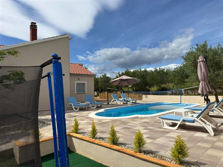 Villa Mare with pool