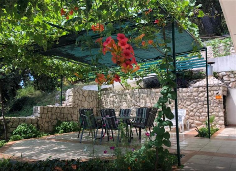 Apartment A1, for 6 persons