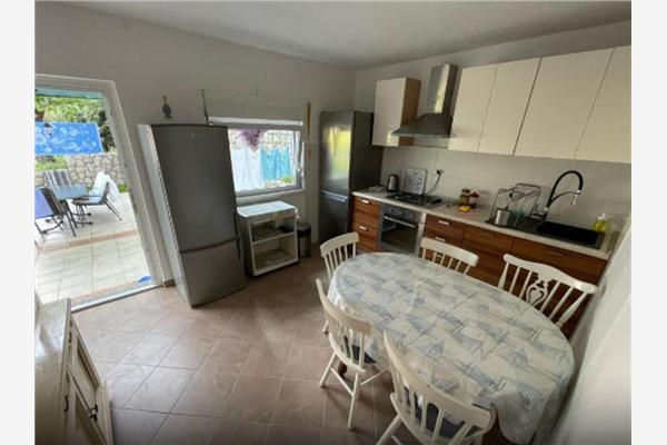 Apartment A1, for 6 persons