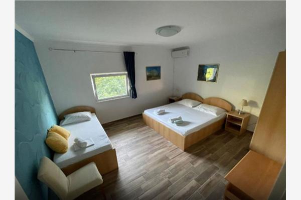 Apartment A1, for 6 persons