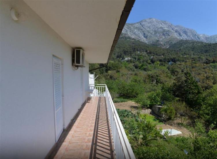 Apartment A4, for 4 persons