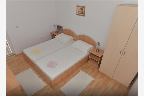 Apartment A4, for 4 persons