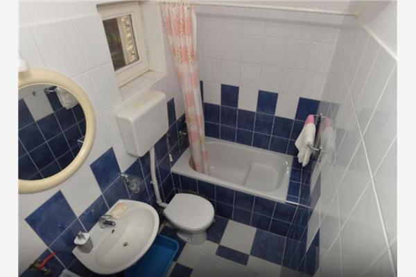 Apartment A4, for 4 persons