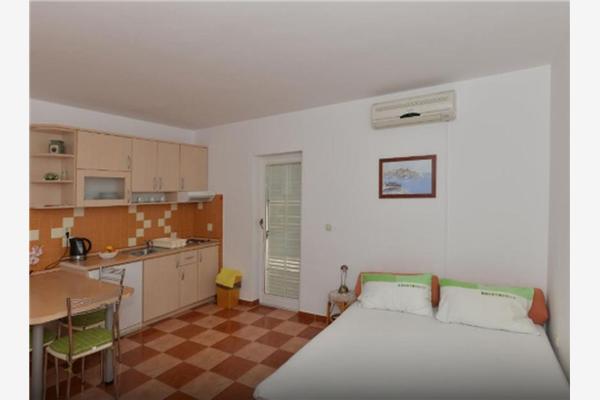 Apartment A4, for 4 persons