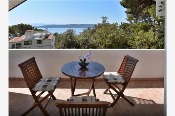 Apartment A5, for 5 persons