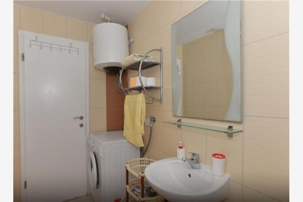 Apartment A5, for 5 persons