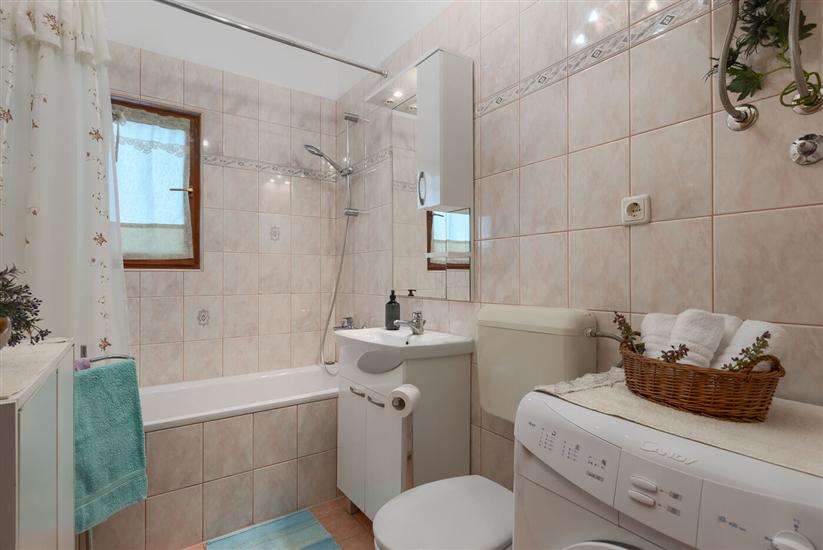 House K1, for 5 persons