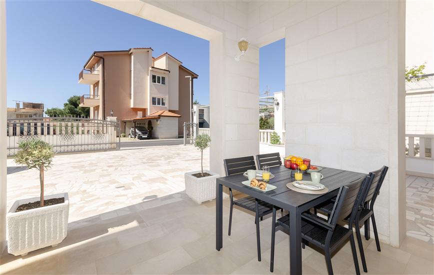 Apartment A6, for 4 persons