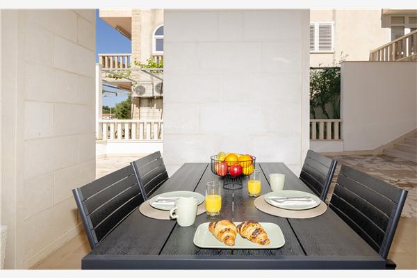 Apartment A6, for 4 persons