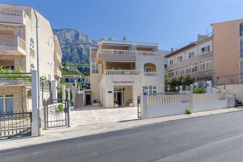 Apartments and Rooms Kapulica