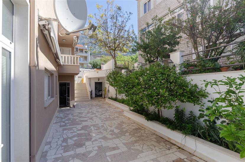 Apartments and Rooms Kapulica