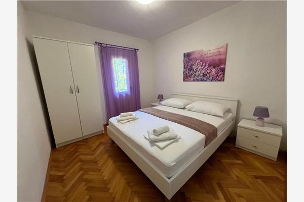 Apartment A1, for 6 persons
