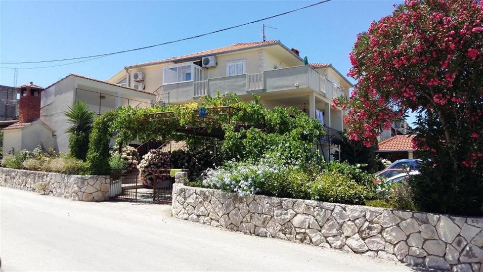 Apartment Rosa
