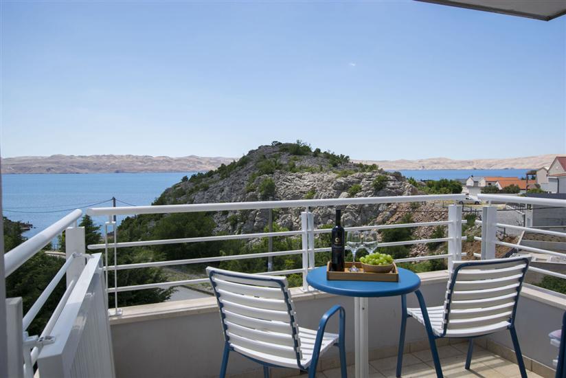 Apartment A4, for 4 persons