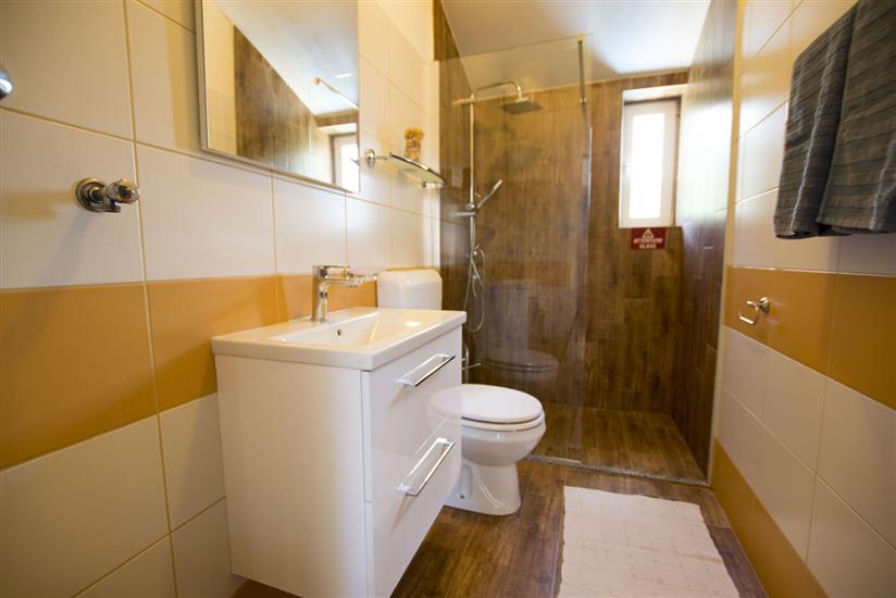 Apartment A4, for 4 persons