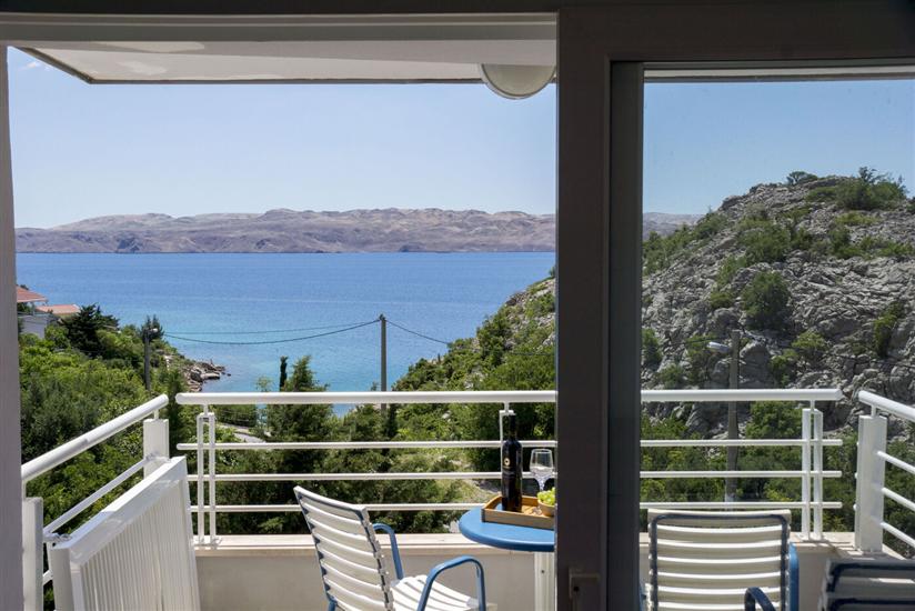 Apartment A4, for 4 persons