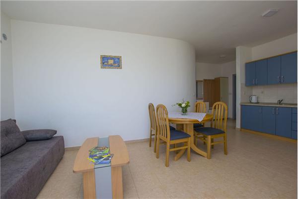 Apartment A2, for 4 persons