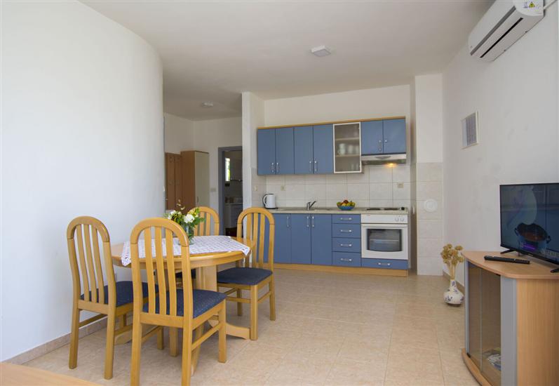 Apartment A2, for 4 persons