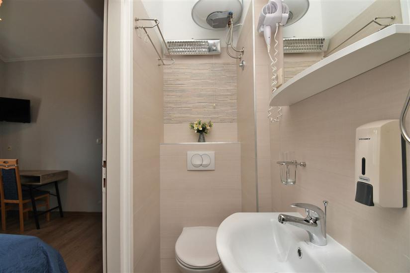 Apartment A1, for 6 persons