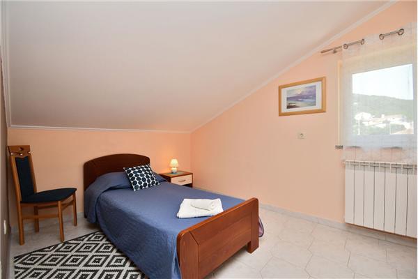 Apartment A1, for 6 persons