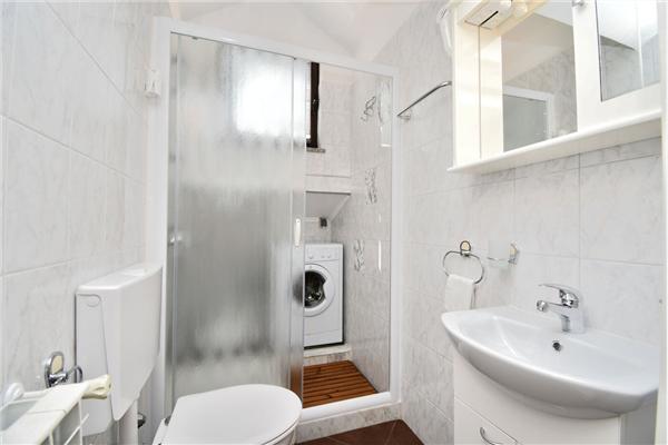 Apartment A1, for 6 persons