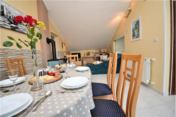 Apartment A1, for 6 persons