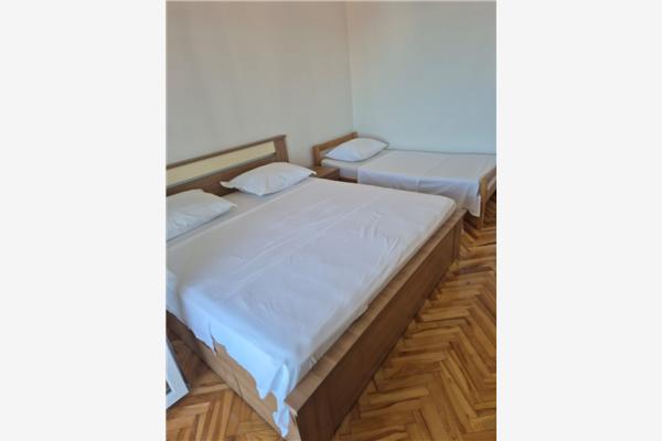 Apartment A2, for 8 persons