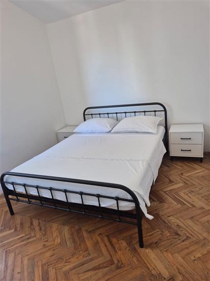 Apartment A2, for 8 persons