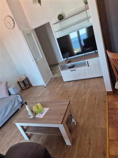 Apartment A2, for 8 persons
