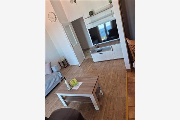 Apartment A2, for 8 persons
