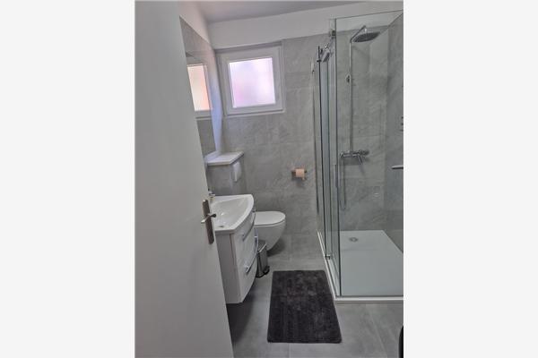 Apartment A2, for 8 persons