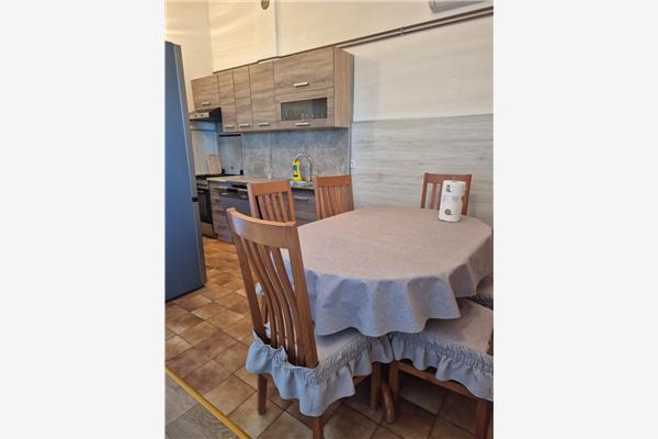 Apartment A2, for 8 persons