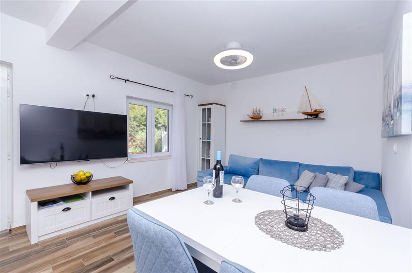 House K1, for 5 persons