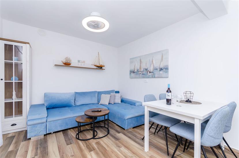 House K1, for 5 persons