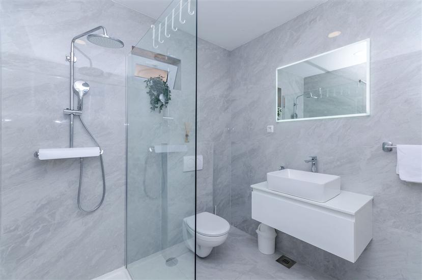 House K1, for 5 persons