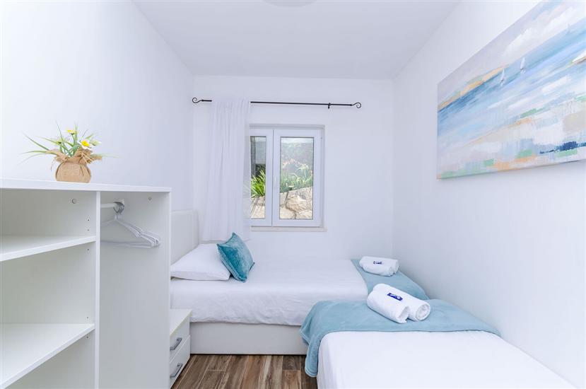 House K1, for 5 persons